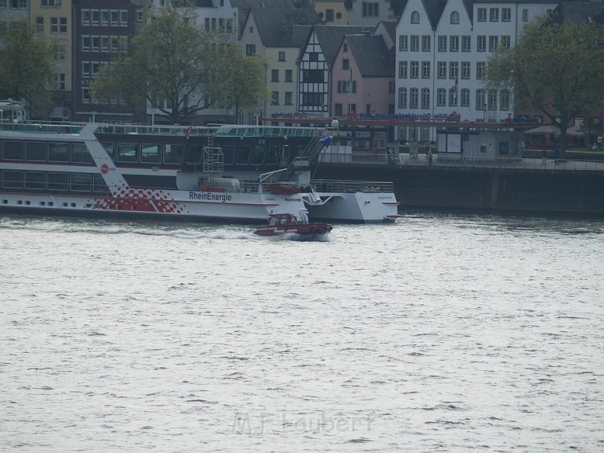 Uebungsfahrt Loeschboot und Ursula P03.JPG